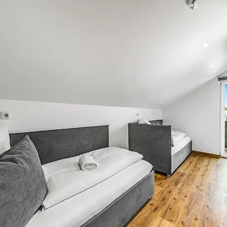 アパート Creativ Wohnen Apartmenthaus Forstinning